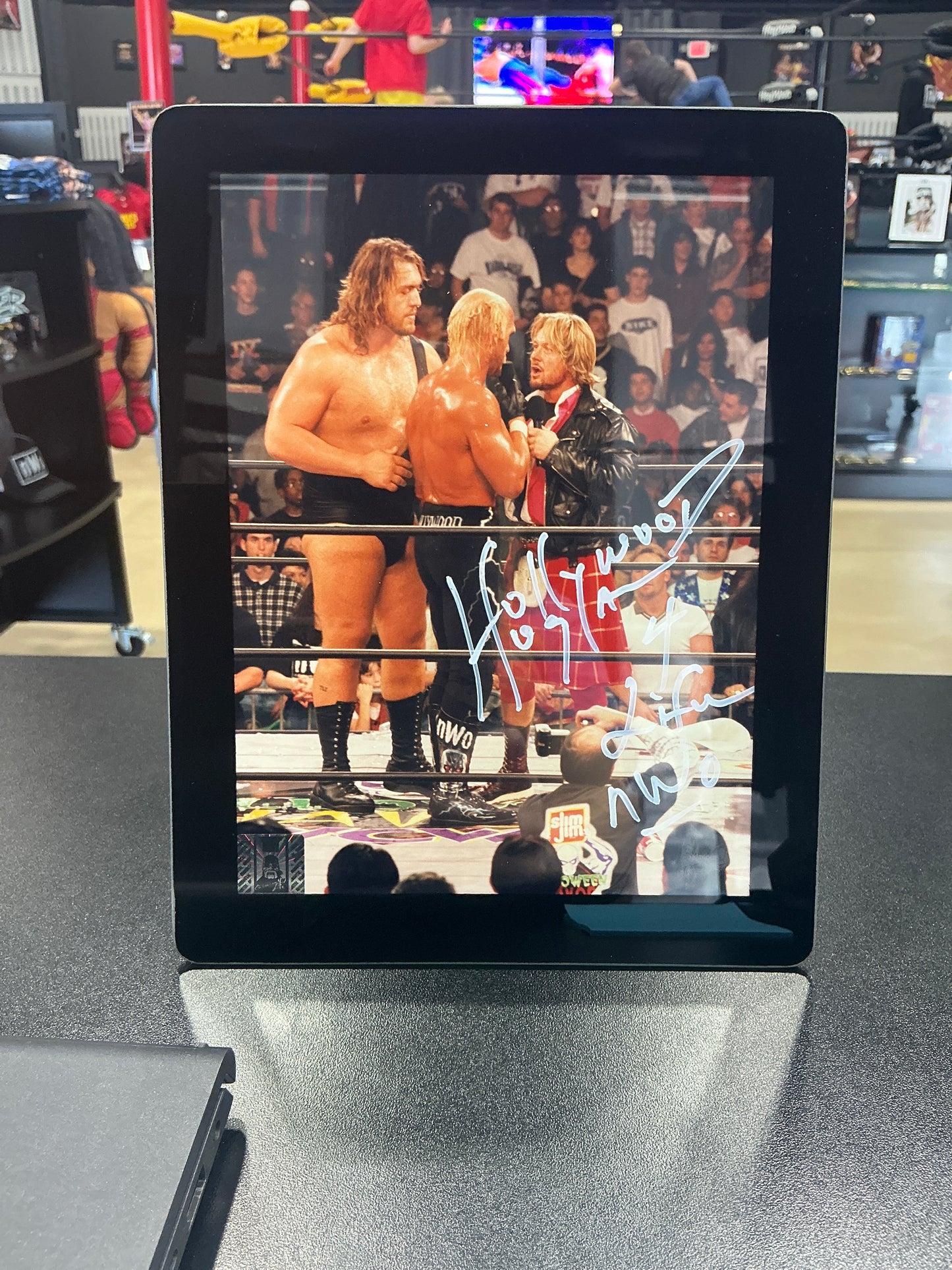 Consignment SR - Framed Hulk Roddy Piper Face Off 6x8 Photo Signed