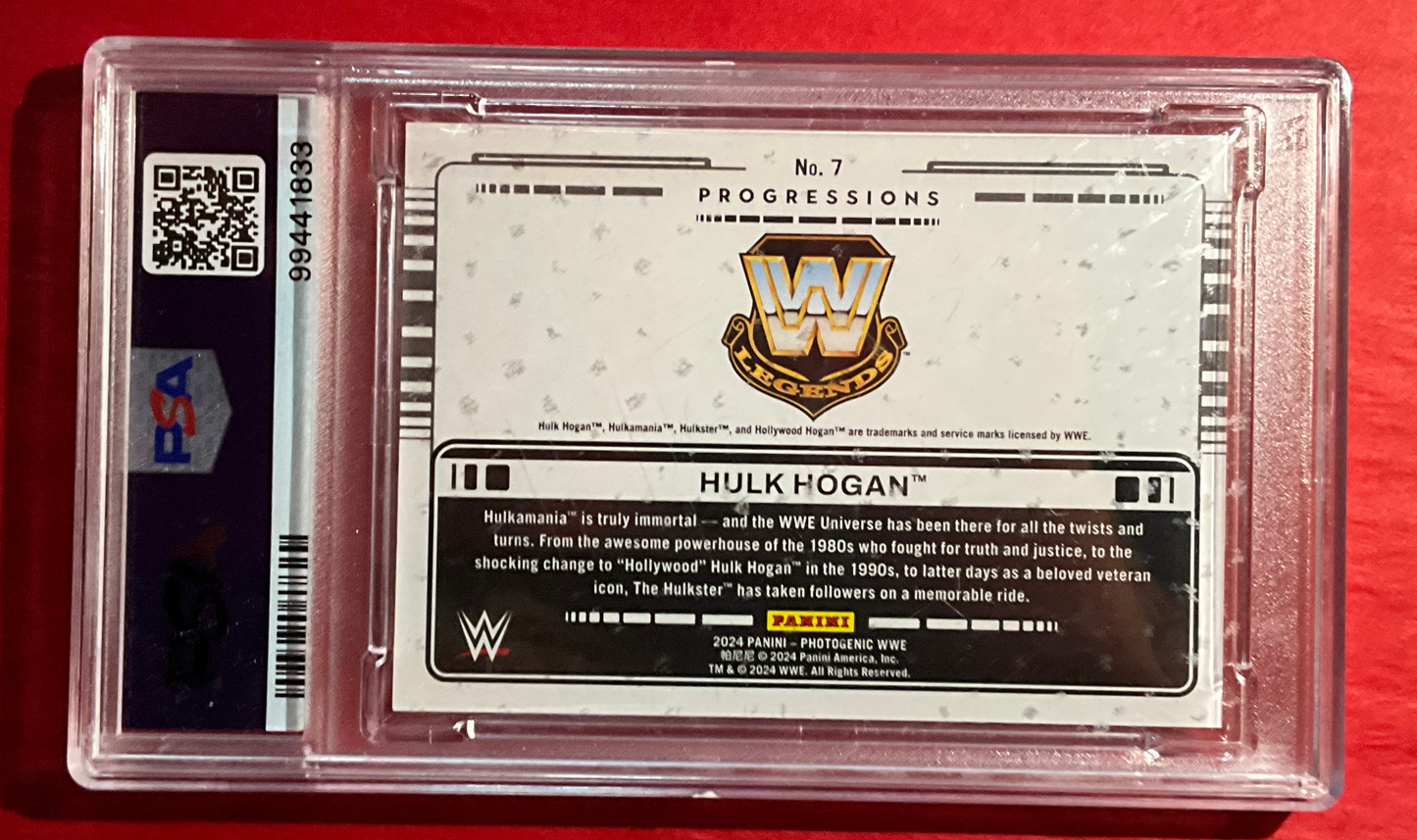 WWE Progressions Diamond Unsigned Hulk Hogan Trading Card