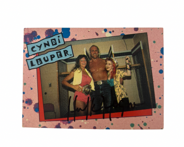 Hulk hogan & Cyndi Louper Topps autographed trading card