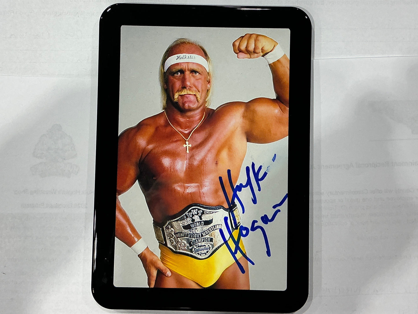 Consignment SR - Framed Hulk Flex 4x6 Photo Signed