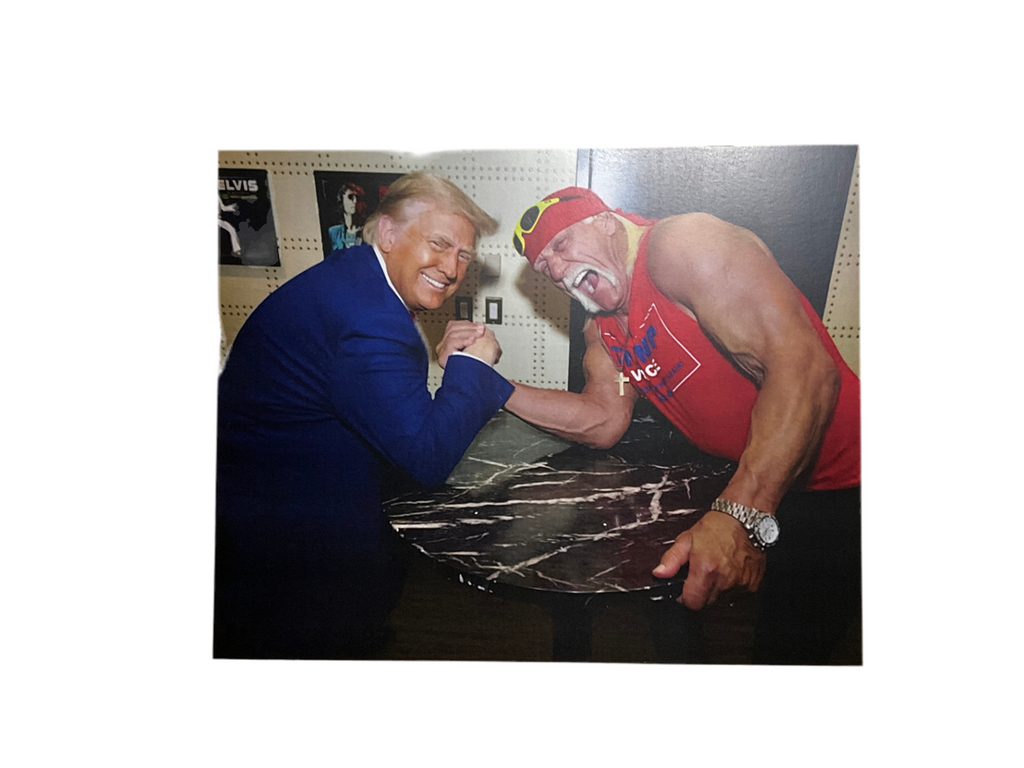 Hulk Hogan Trump Arm Wrestle Unsigned 8x10