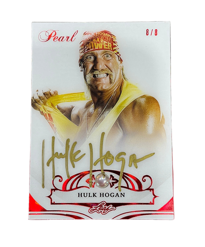 Pearl 8/8 Hulk Hogan Signed Trading Card