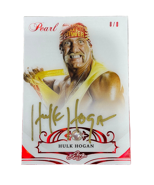 Pearl 8/8 Hulk Hogan Signed Trading Card