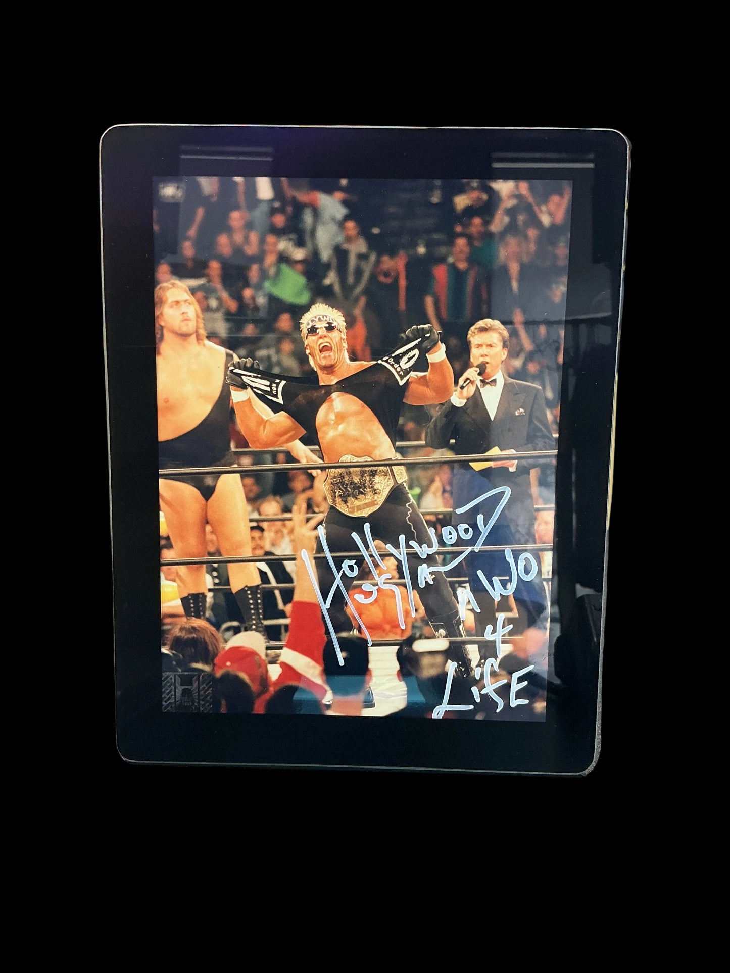 Framed Hulk nWo Shirt Rip 6x8 Photo Signed