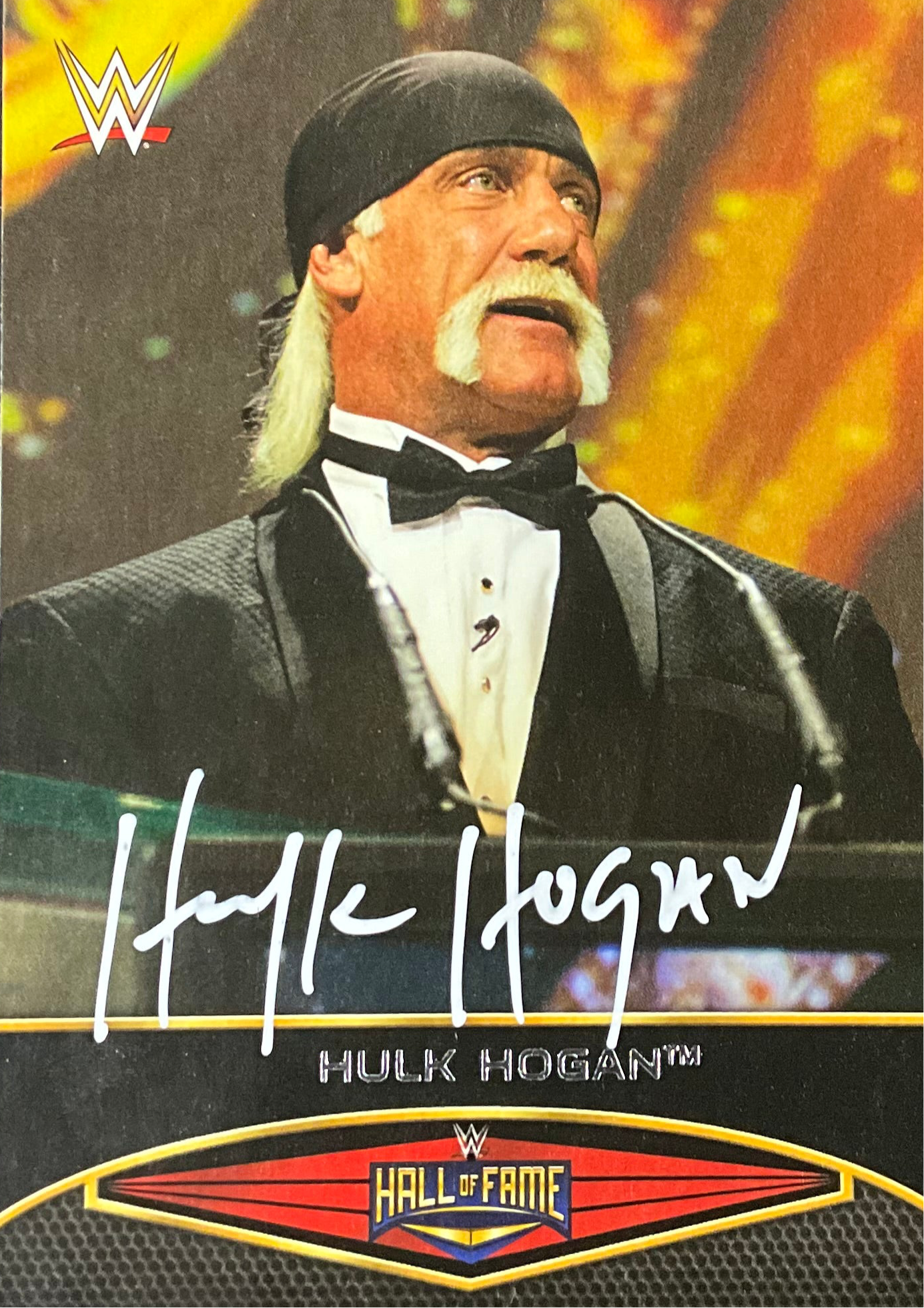 Topps Hulk Hogan 12 of 30 Hall of Fame Trading Card