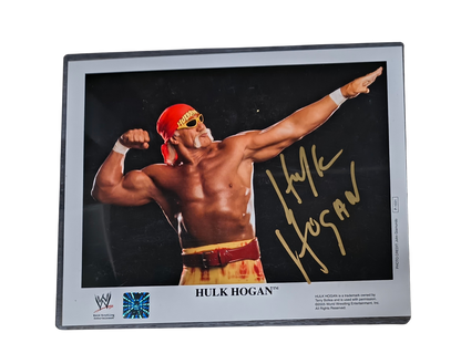 WWE Original Promo Hulk Bow N Arrow Signed 8x10 Photo