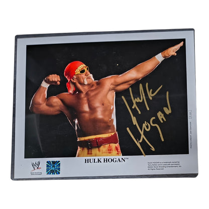 WWE Original Promo Hulk Bow N Arrow Signed 8x10 Photo