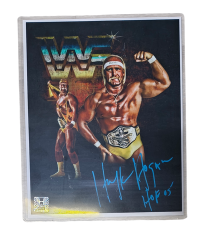 Hulk WWF Signed 8x10 Photo