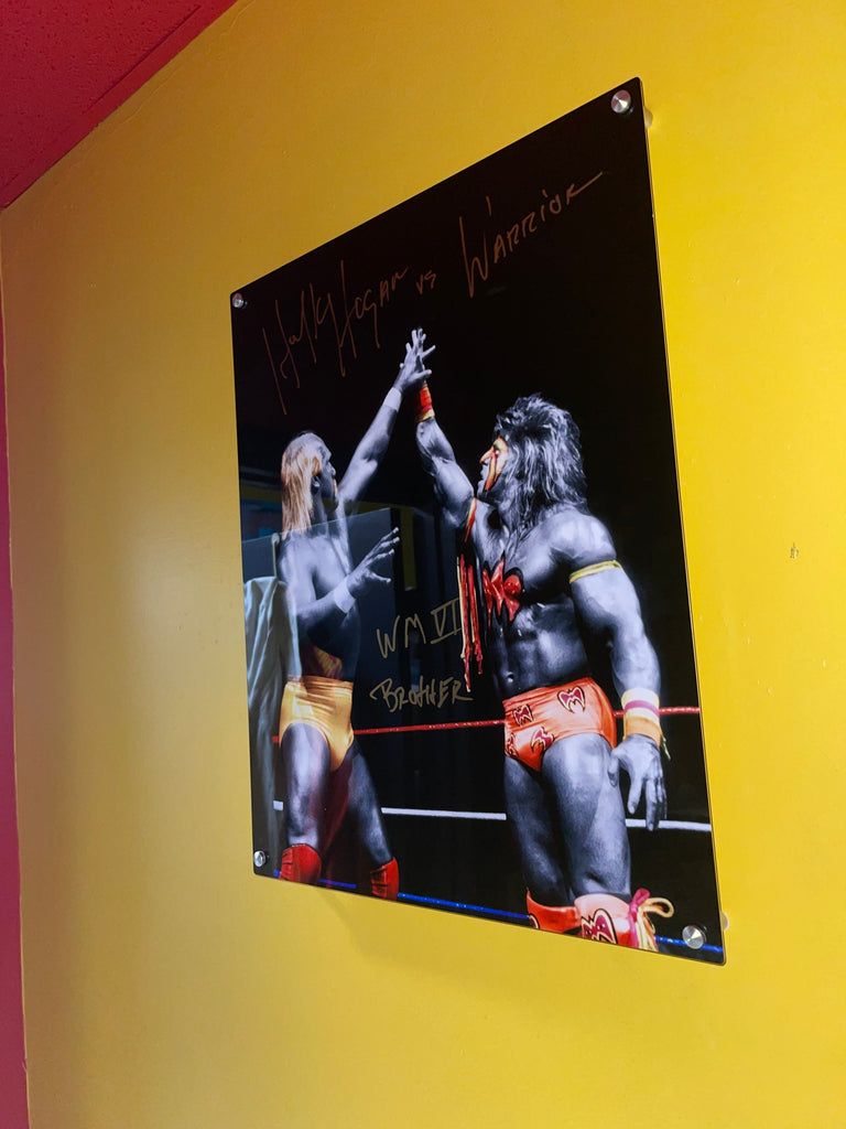 Hulk Hogan Spotlight Plaques signed